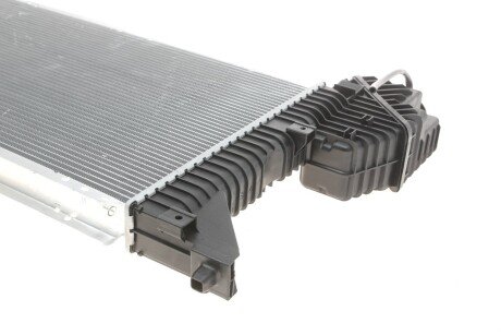 Радіатор охолодження двигуна trucktec Automotive 0240171