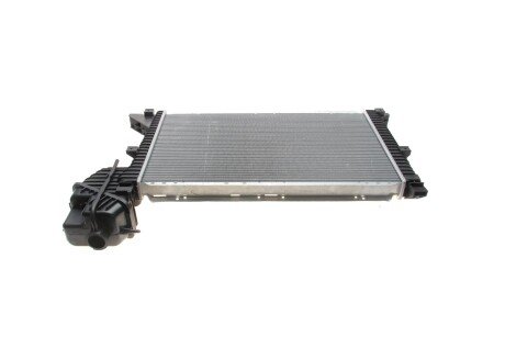 Радиатор охлаждения двигателя trucktec Automotive 0240173