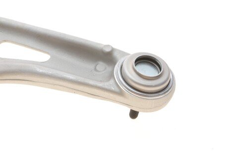 Важіль передньої підвіски trucktec Automotive 0831051