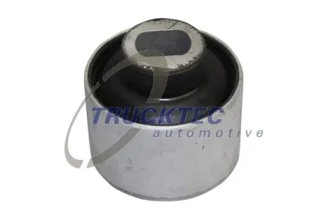 Сайлентблок переднього важеля Trucktec Automotive 02.31.372