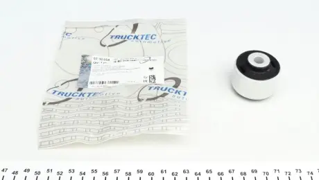 Сайлентблок переднього важеля Trucktec Automotive 0730054