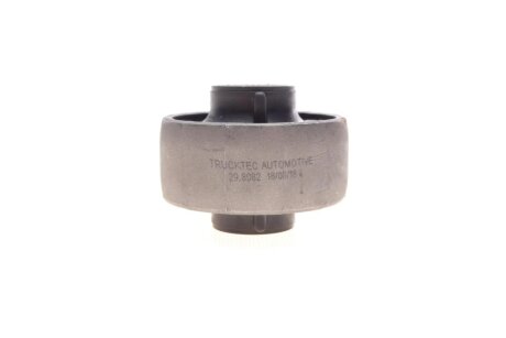 Сайлентблок переднього важеля trucktec Automotive 0730177