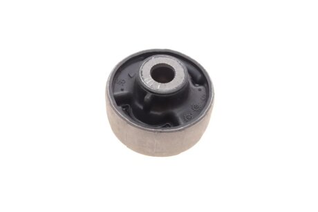 Сайлентблок переднього важеля trucktec Automotive 0730177