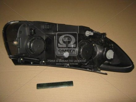 Передня фара tyc 20B662A52B