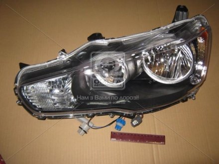 Передняя фара tyc 20B302052B