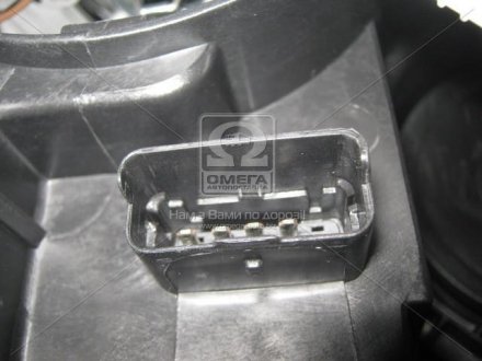 Передня фара tyc 20C320052B