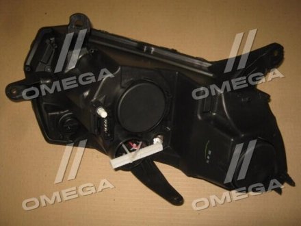 Передняя фара tyc 20E820052B