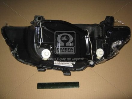 Передняя фара tyc 20A212052B