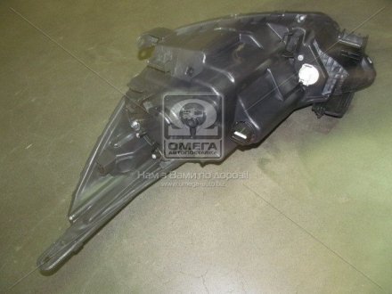 Передняя фара tyc 20E311052B на Хендай Солярис