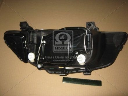 Передняя фара tyc 20A211052B