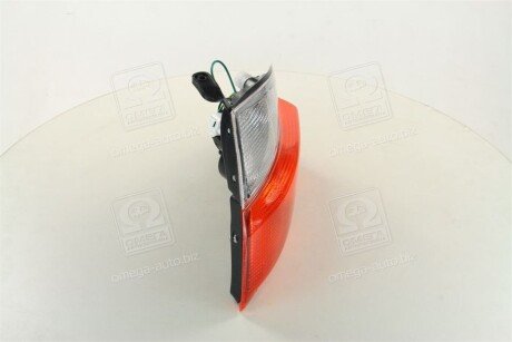 Фонарь лев. TOY HI-ACE 96-99 tyc 185616052B