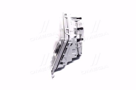 Передня фара tyc 203090A52B