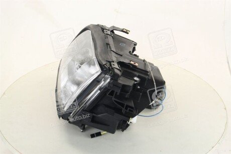 Передняя фара tyc 205004082B