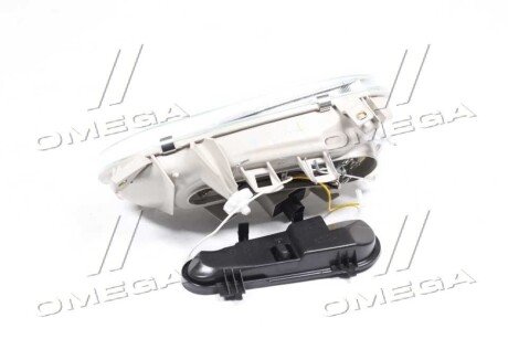 Передня фара tyc 205017082B