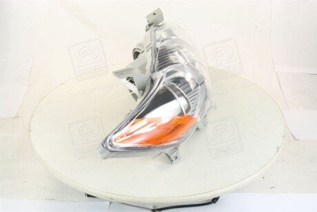 Передня фара tyc 206757011N