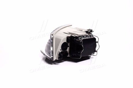 Передняя фара tyc 20A670052B