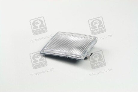 Заглушка-отражатель в бамп. лев. VW PASSAT B4 tyc 125078012B