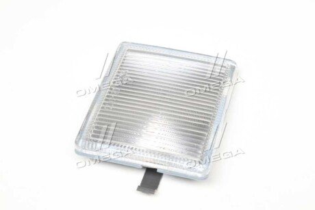 Заглушка-отражатель в бамп. прав. VW PASSAT B4 tyc 125077012B