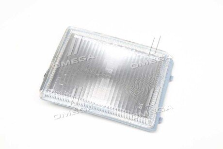 Заглушка-отражатель в бамп. прав. VW PASSAT B4 tyc 125077012B