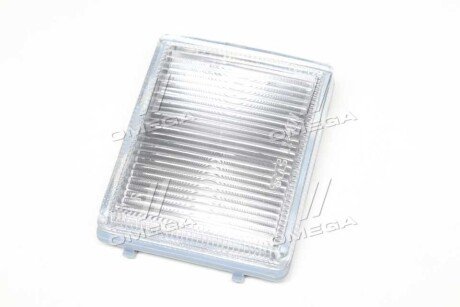 Заглушка-отражатель в бамп. прав. VW PASSAT B4 tyc 125077012B