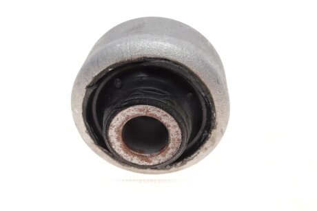 Сайлентблок переднього важеля ucel 41725