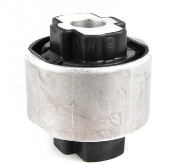 Сайлентблок переднього важеля ucel 31221