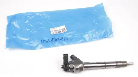 Форсунка VW VAG 04L130277AD Ауди А3