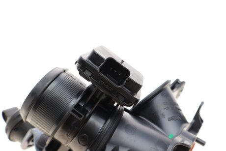 Корпус дросельної заслінки valeo phc 700440