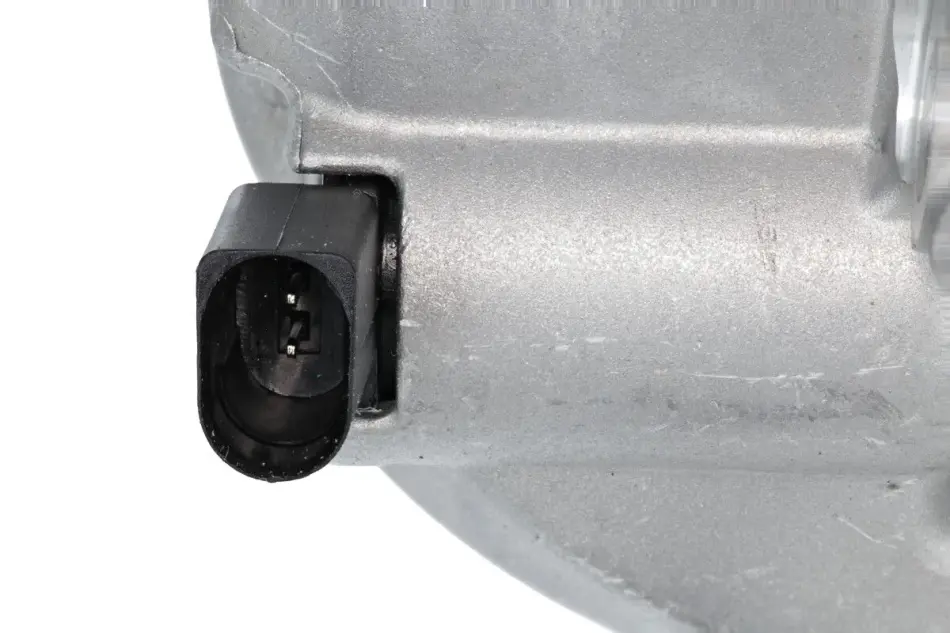 Компресор кондиціонера AUDI Q5 2.0 TDI 08-17 valeo phc 811237