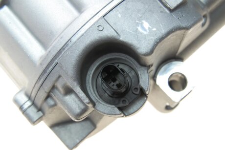 Компрессор кондиционера valeo phc 813137