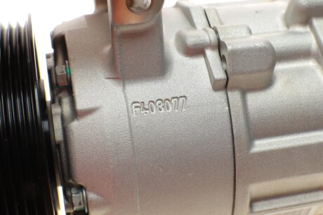 Компрессор кондиционера valeo phc 813385