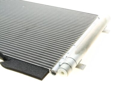 Радиатор кондиционера valeo phc 814094