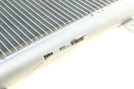 Конденсатор (радіатор) кондиціонера valeo phc 822550