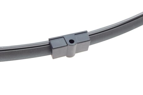 Дворники (щетки стеклоочистителя) 650 мм valeo phc 574324