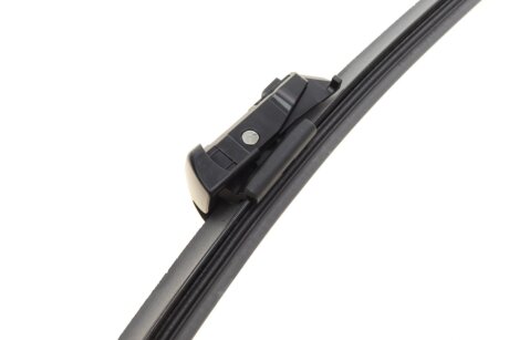 Дворники (щетки стеклоочистителя) 650 мм valeo phc 574651