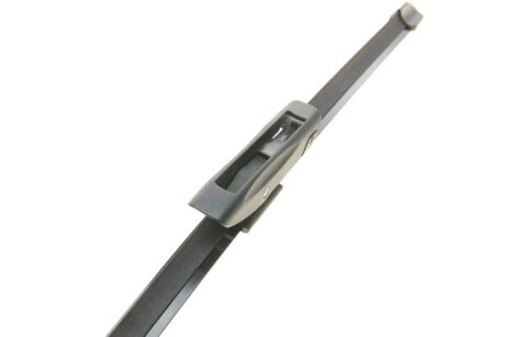 Дворники (щетки стеклоочистителя) 650 мм valeo phc 574653