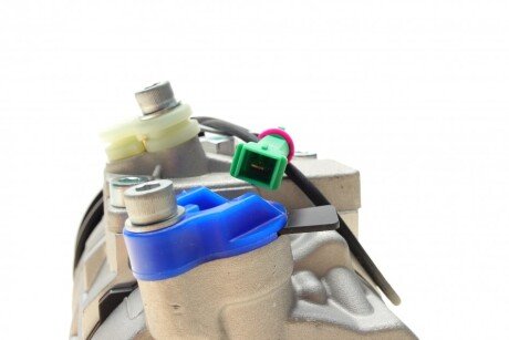 Компрессор кондиционера valeo phc 813166