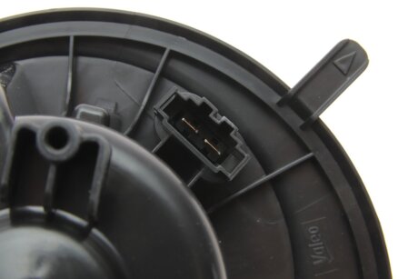 Моторчик (вентилятор) пічки valeo phc 698809