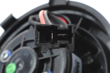 Моторчик (вентилятор) пічки valeo phc 884509