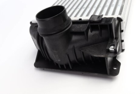 Радиатор интеркулера valeo phc 818341