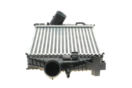 Радіатор інтеркулера valeo phc 818590