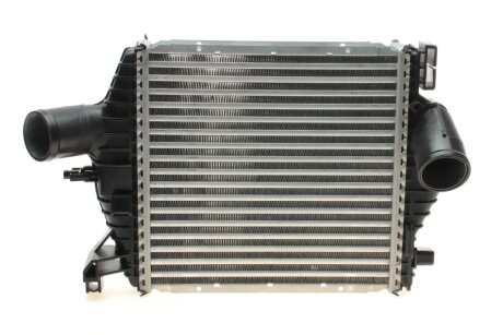 Радиатор интеркулера valeo phc 818590 на Мерседес Вито 638