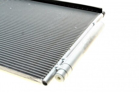 Радіатор кондиціонера valeo phc 814166