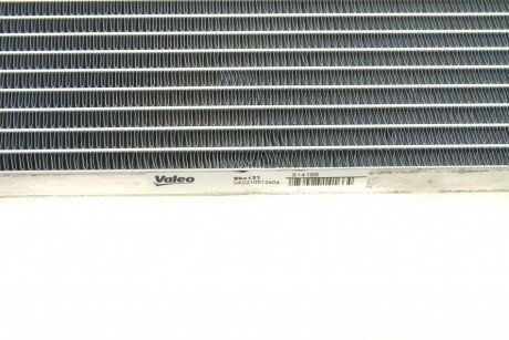 Радіатор кондиціонера valeo phc 814166