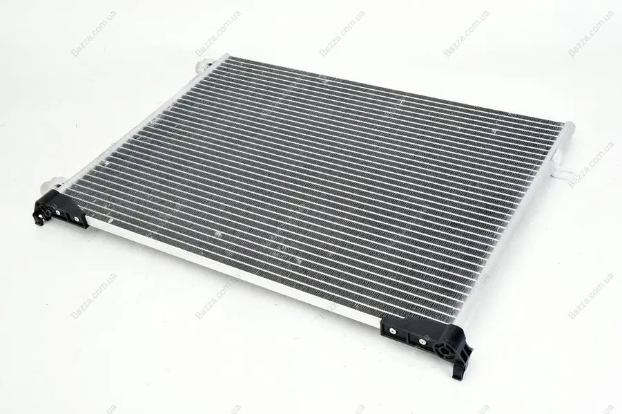 Радиатор кондиционера valeo phc 817577