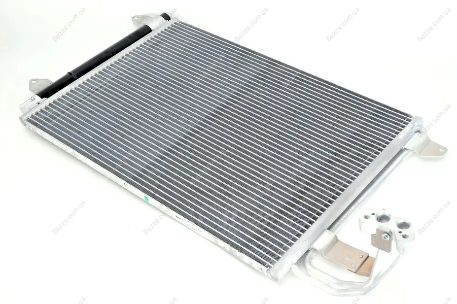 Радиатор кондиционера valeo phc 817777