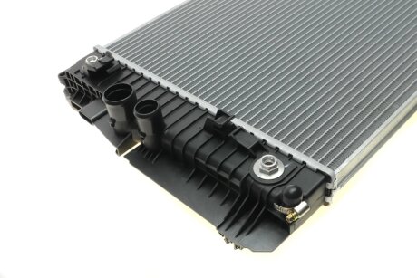 Радіатор охолодження двигуна valeo phc 701222