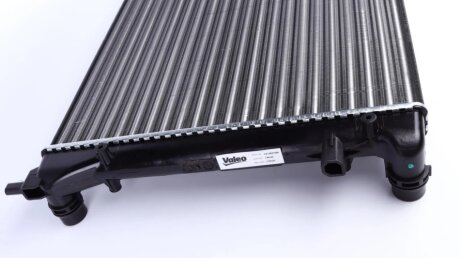 Радиатор охлаждения двигателя valeo phc 734332