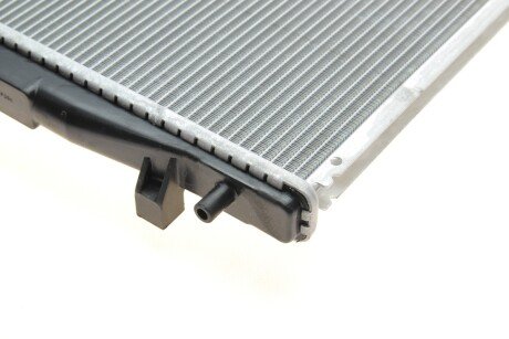 Радиатор охлаждения двигателя valeo phc 735050