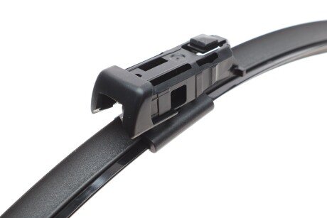 Дворники (щетки стеклоочистителя) 650 мм valeo phc 574747